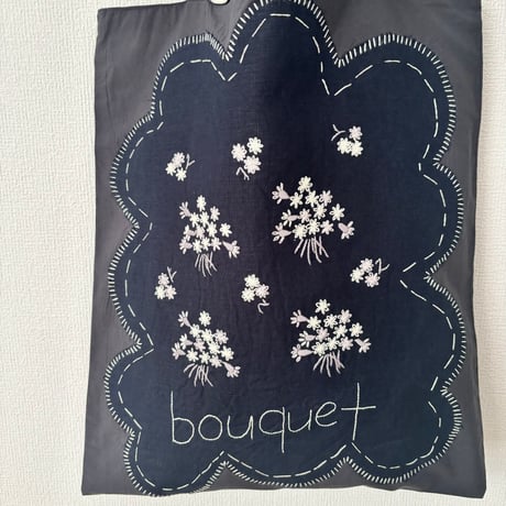 pot  and tea ブーケ刺繍トートバッグ・濃いグレー