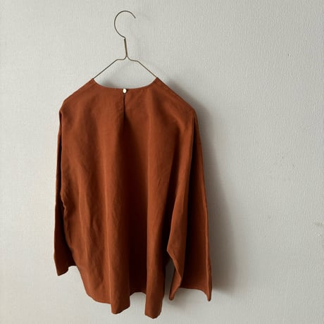 humoresque 絹紡リネン リラックスタフタ relax pullover