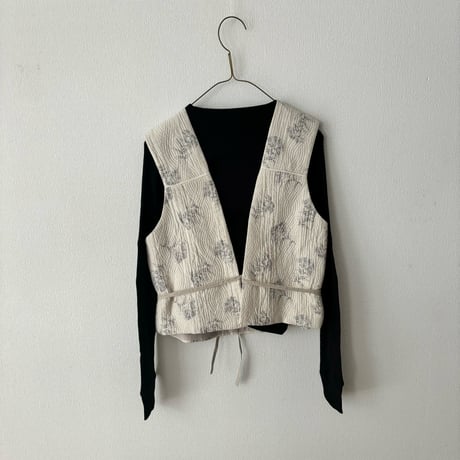 qiri   flower quilt jacquard vest