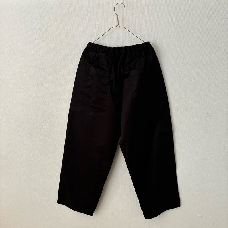 最終価格　homspun高密度ウエポンギャザーパンツ／新色ブラック新品タグ付き♪ 最終価格 homspun高密度ウエポンギャザーパンツ／新色ブラック