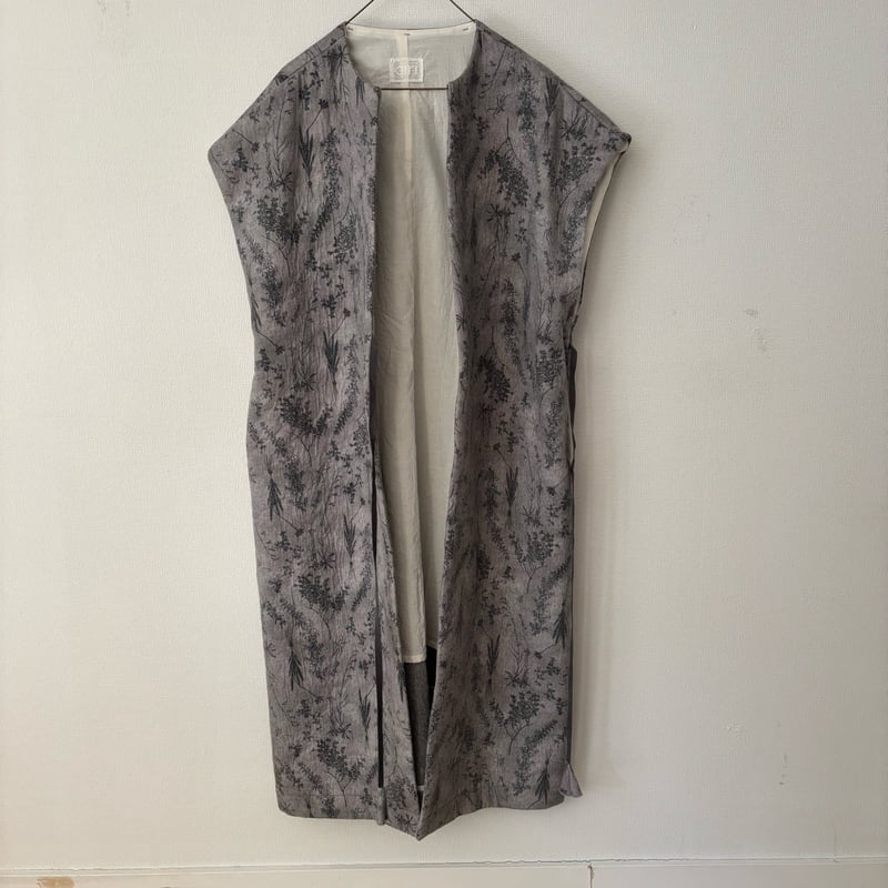 qiri old letter flowers long gilet | itonowa L