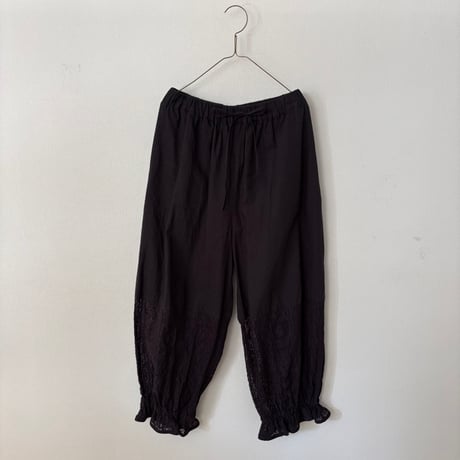 qiri   lasew gather pants・チャコール