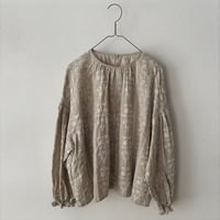 qiri  graw' embroidery gather sleeve blouse