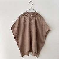 UNIVERSAL TISSU フレンチリネン 比翼開きシャーリング ワイドブラウス