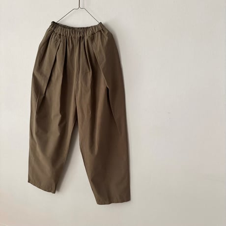 HAU  pants "kapok"