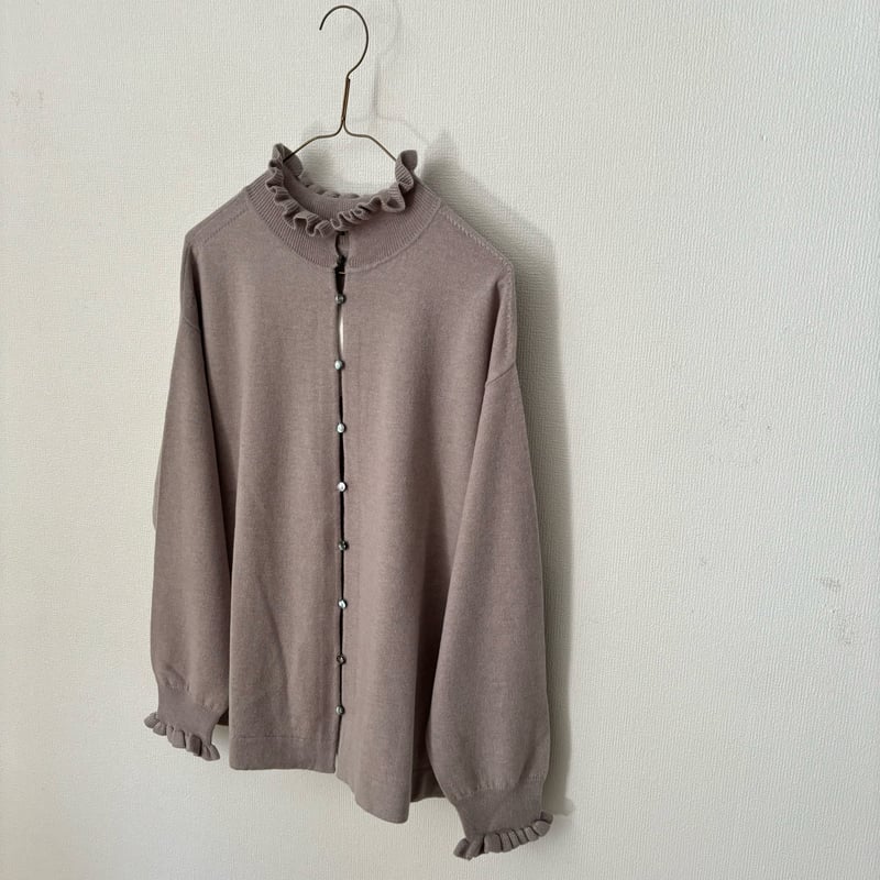 ハンズオブクリエイション　未使用品　メリノウール　フリル2ウェイカーディガン ハンズオブクリエイション 未使用品 メリノウール フリル2ウェイ