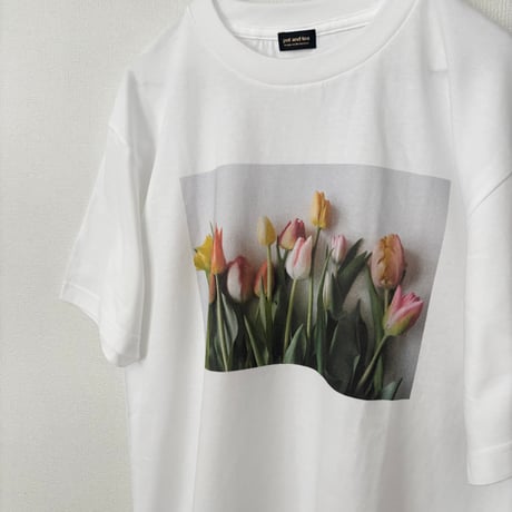pot and tea  デジタルプリントTシャツ・チューリップ