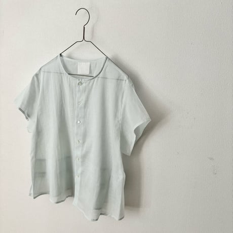 GASA＊ Cassiopeia カシオペア　バックフリル半袖ブラウス
