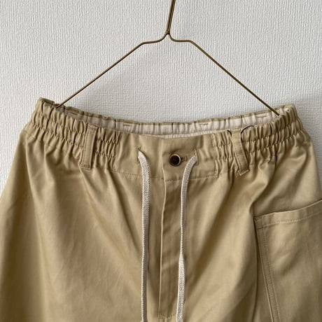 atelier naruse コットンチノウエストゴムバルーンパンツ