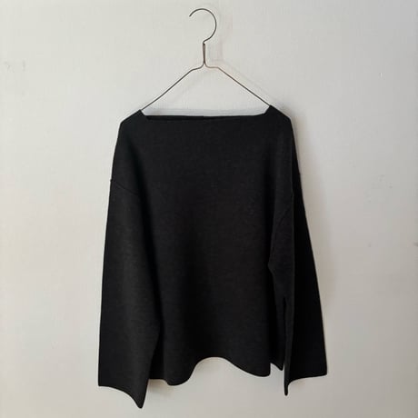 yuni  NEW ENGLAND smooth short プルオーバー