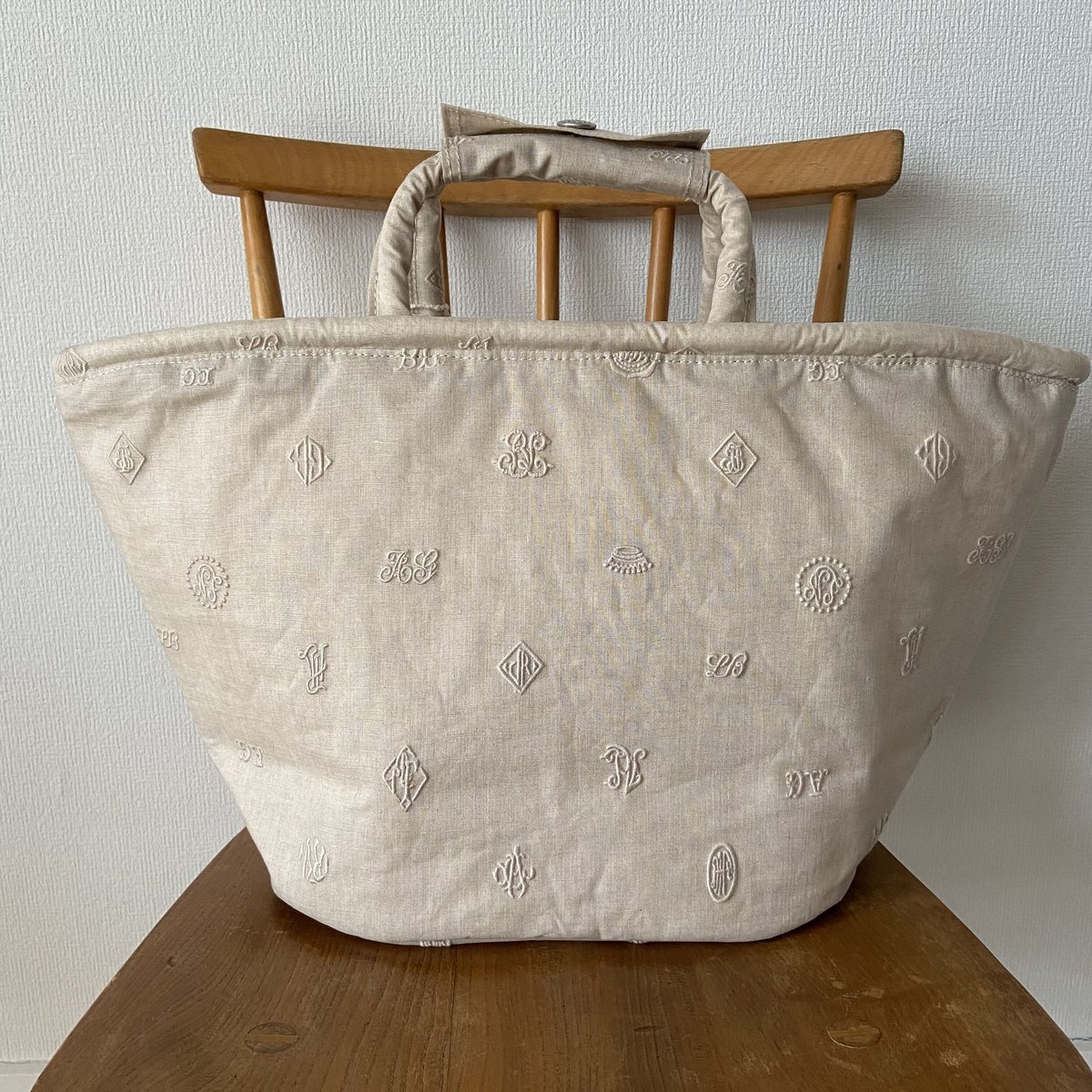 オールドマンズテーラー MONOGRAM EMBROIDERY MARCHE BAG SMAL オールドマンズテーラー MONOGRAM EMBROIDERY MARCHE BAG SMAL