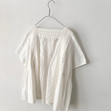 yuni Flower Jacquard×lace ブラウス・シロ