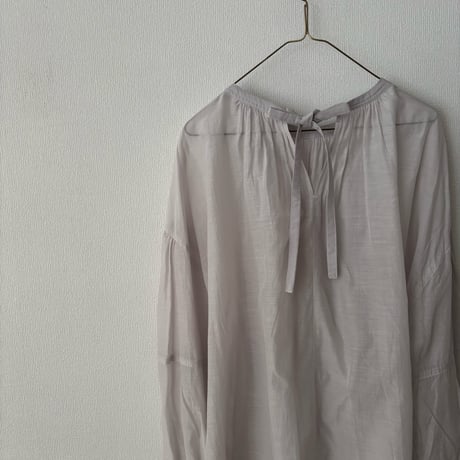 yuni コットンキュプラ gather sleeves blouse