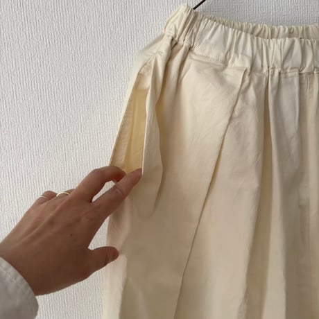 HAU  pants "kapok"