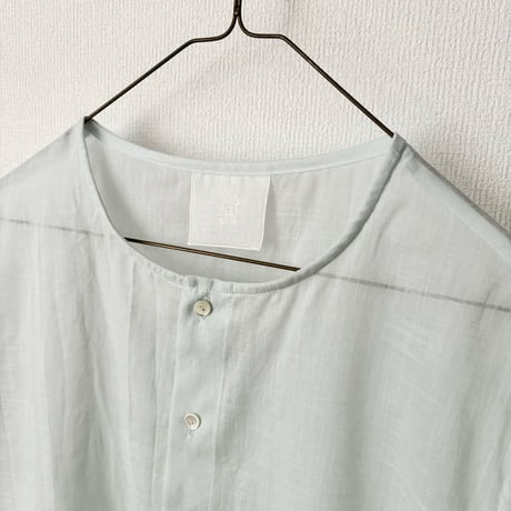 GASA＊ Cassiopeia カシオペア　バックフリル半袖ブラウス