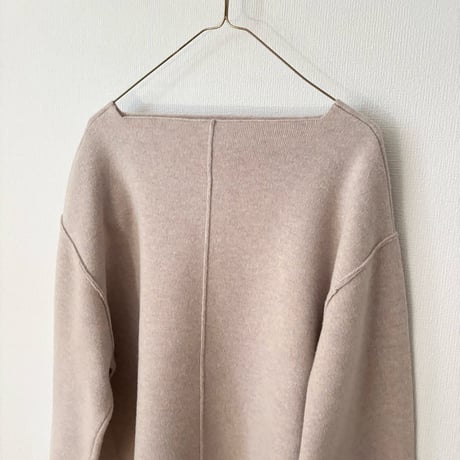 yuni  NEW ENGLAND smooth short プルオーバー
