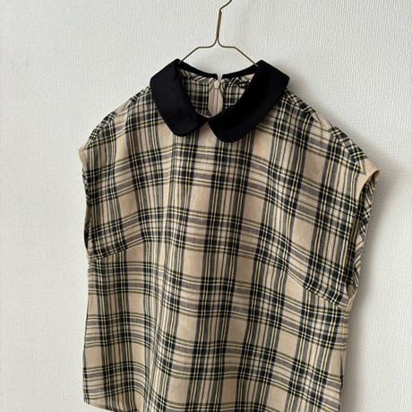 オールドマンズテーラー  ROUND COLLAR NO SLEEVE BLOUSE ・Flax Stewart