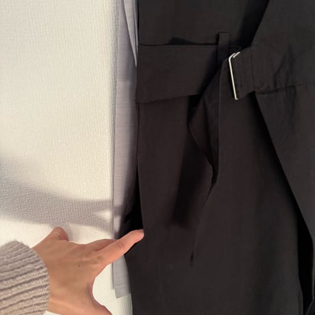 UNIVERSAL TISSU  トリプルワッシャーリネンコットン ラップキュロットサロペットパンツ・クロ