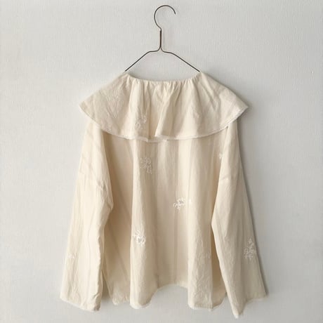 qiri  antique chain embroidery blouse・キナリ