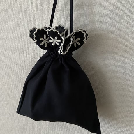 オールドマンズテーラー FLOWER SCALLP DRAWSTRING BAG