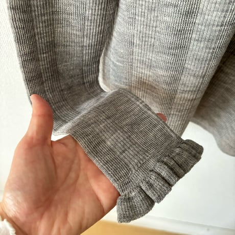 Hands of creation EXTRA FINE MERINO ランダムリブタートルプルオーバー