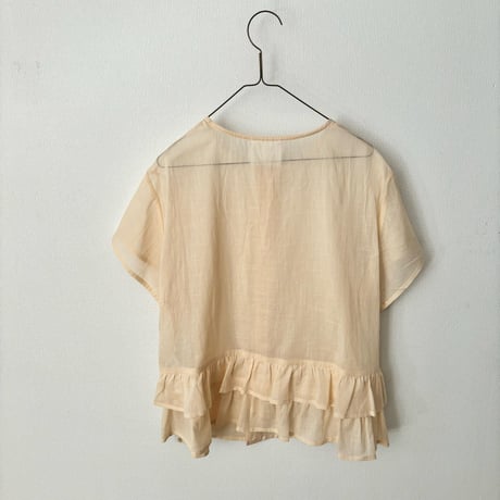 GASA＊ Cassiopeia カシオペア　バックフリル半袖ブラウス