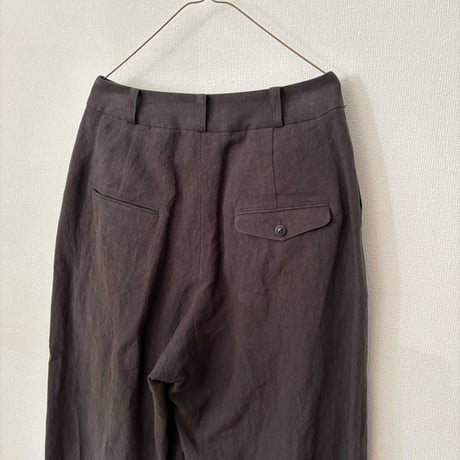 atelier naruse　In Formal series linen tuck pants・charcoal