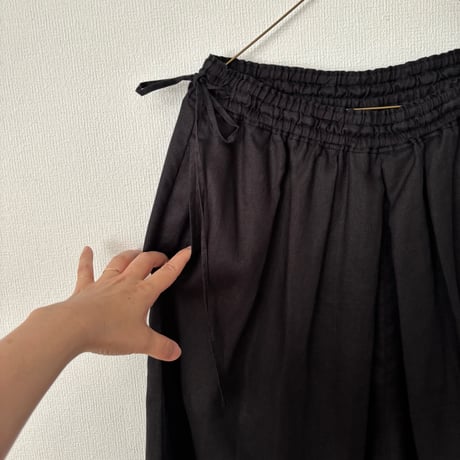 yuni Linen drawstrings パンツ