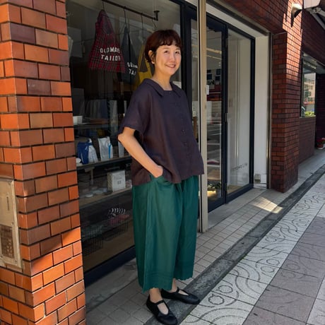 FOG LINEN WORK itonowa Life別注   フラットセーラーカラーブラウス・チャコール