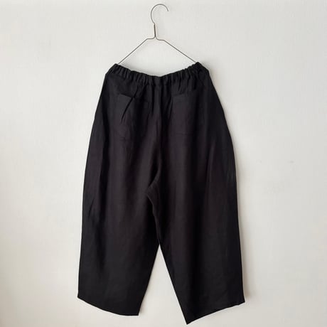 grin 40リネン タックラインパンツ