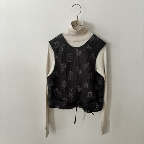 qiri   flower quilt jacquard vest