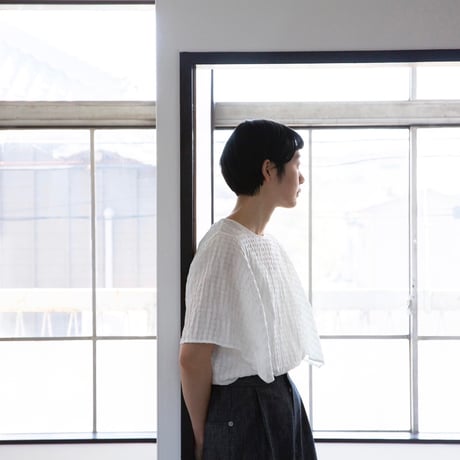 miho umezawa SHEER GINGHAM square sleeve blouse