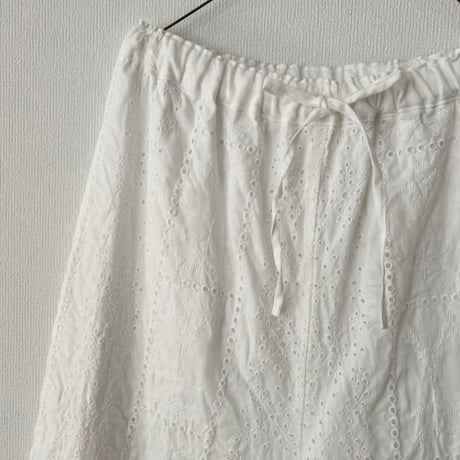 qiri  graw' embroidery gather pants