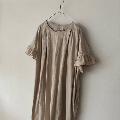 GASA＊　Exchange greetings:挨拶を交わす　フレアスリーブワンピース・smoky rose