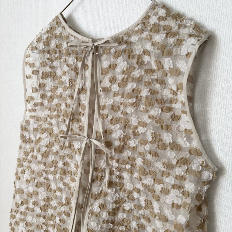 qiri 木漏れ日 back ribbon blouse・サンド | itonowa Li