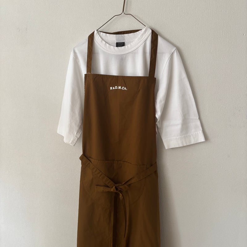 【未使用品】 オールドマンズテーラー　R&D.M.Co エプロン ブルー R&D.M.Co- linen denim apron (flax/black) | nii