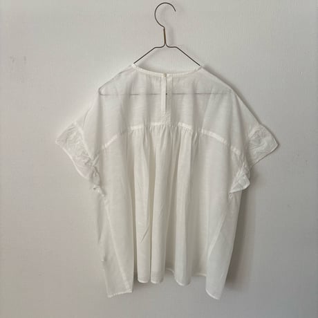Hands of creation キュプラリサイクルコットン広巾刺繍 Aラインフレンチスリーブ ブラウス