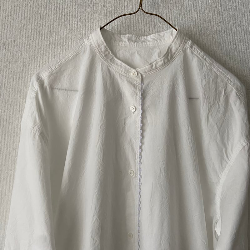 yuni コットンキャッチワッシャー エンブロイダリーシャツ | itonowa  