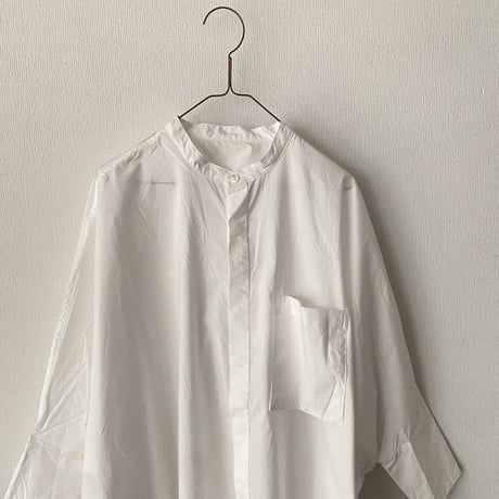 UNIVERSAL TISSU  ナチュラルタイプライターポンチョシャツ