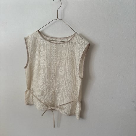 qiri   lasew ノースリーブ blouse