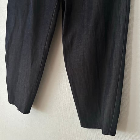 yuni  レーヨンコットン soft denim relax cropped pants