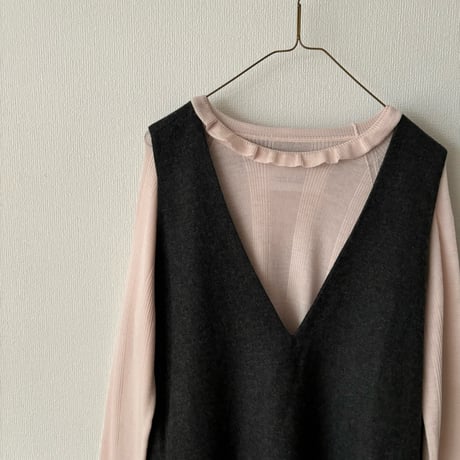 Hands of creation EXTRA FINE MERINO ランダムリブ フリルカラープルオーバー