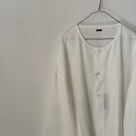 TISSU フレンチリネン ノーカラーシャツ