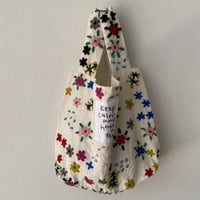 pot and tea 毛糸刺繍bag　白