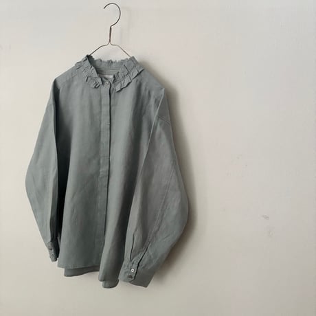 Hands of creation 40/-Linen 微起毛 フリルシャツ・グレイッシュサックス（グリーン味のある色）