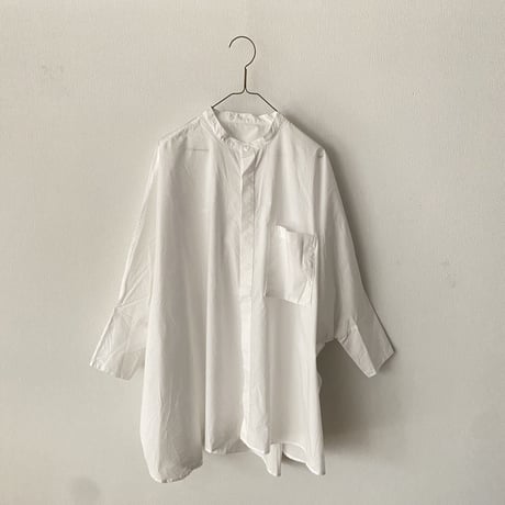 UNIVERSAL TISSU  ナチュラルタイプライターポンチョシャツ