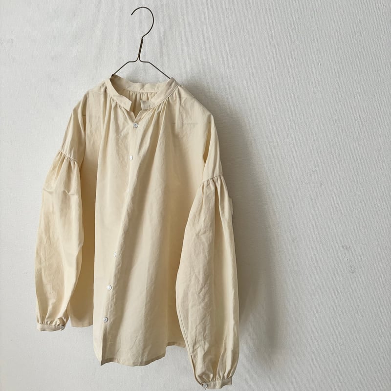 humoresque cotton linen gather blouse | itonowa