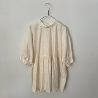 buoy buoy ラメ刺繍DOT ギャザードルマンブラウス
