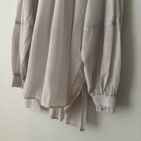 yuni コットンキュプラ gather sleeves blouse