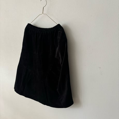 homspun  　コーデュロイ切替タックスカート・ブラック  着丈68cm